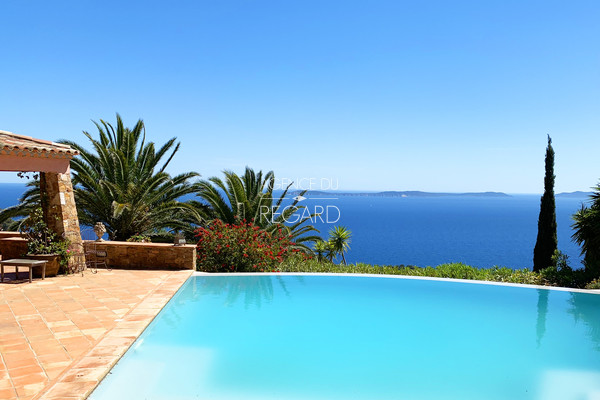 Property with sea view for sale in Rayol Canadel SOLD