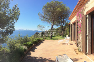 villa with sea view in Cap Bnat