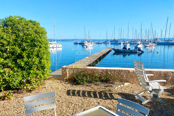 Porquerolles, feet in the water...