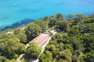 Waterfront property in Le Lavandou