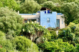 property with sea view in Levant island