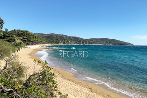 property with sea view in La-Croix-Valmer