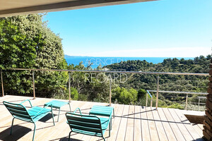 property with sea view in Gaou B�nat