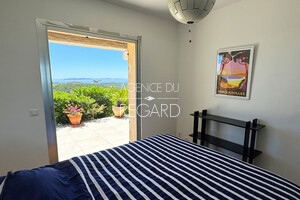 Property with panoramic sea view in Bormes-les-Mimosas