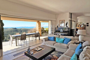 property with sea in Bormes-les-Mimosas