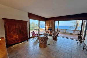 waterfront property in Cap B�nat